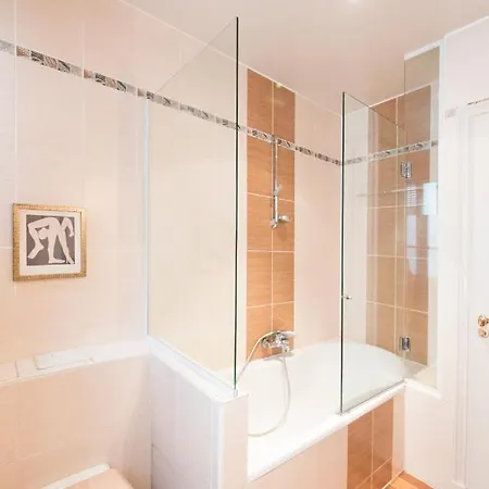 Διαμέρισμα Veeve - Comfortable Near Montmartre Παρίσι