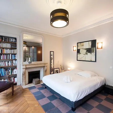 Veeve - Comfortable Near Montmartre Παρίσι