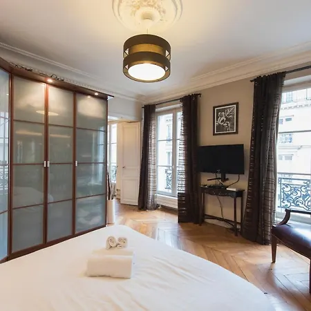 Veeve - Comfortable Near Montmartre